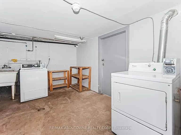 1047 Churchill Ave E #5 — Photo 29