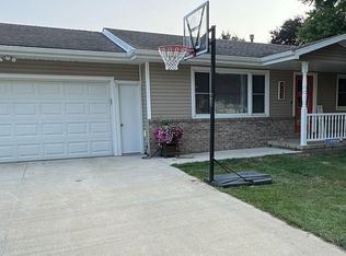 423 W Jack Frost St, Avoca, IA 51521
