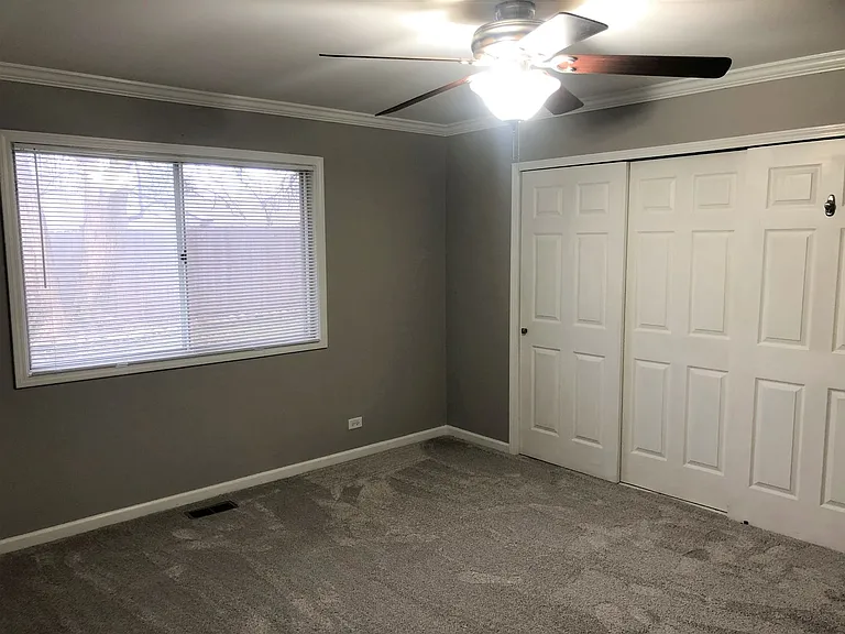 448 Independence Ln — Photo 19