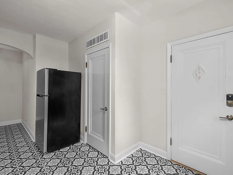 7701 Wise Ave #2S — Photo 20