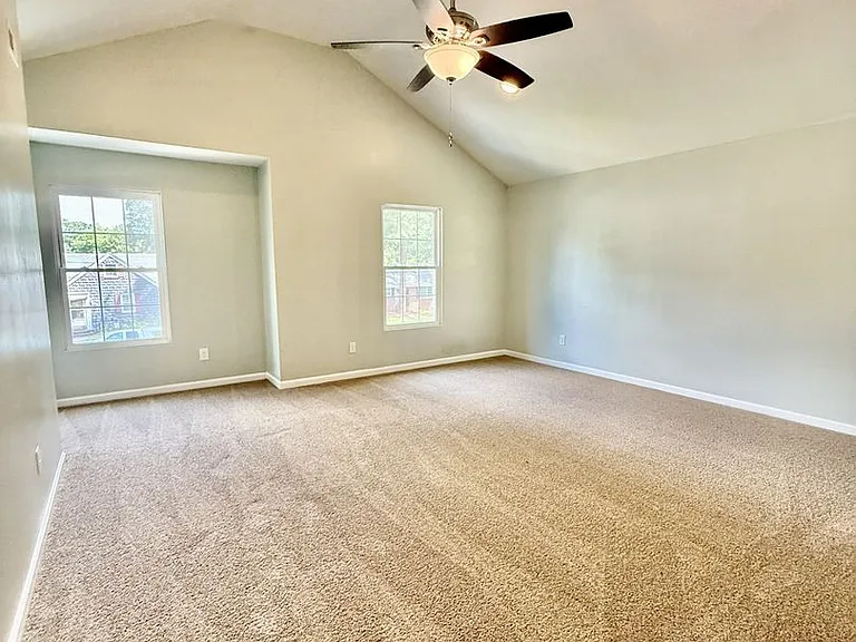 4205 Dartmouth St — Photo 11