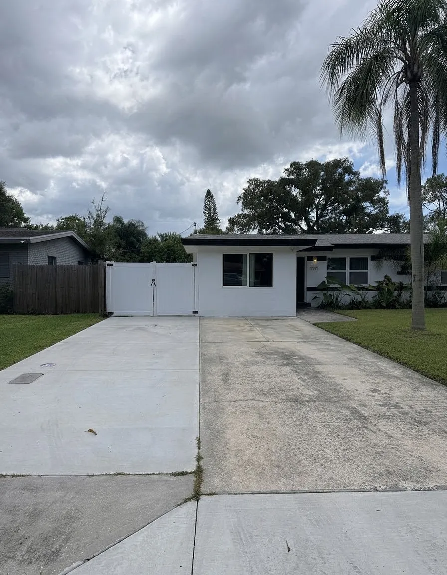 3 bed, 1260 sqft, $3,499 — Photo 2