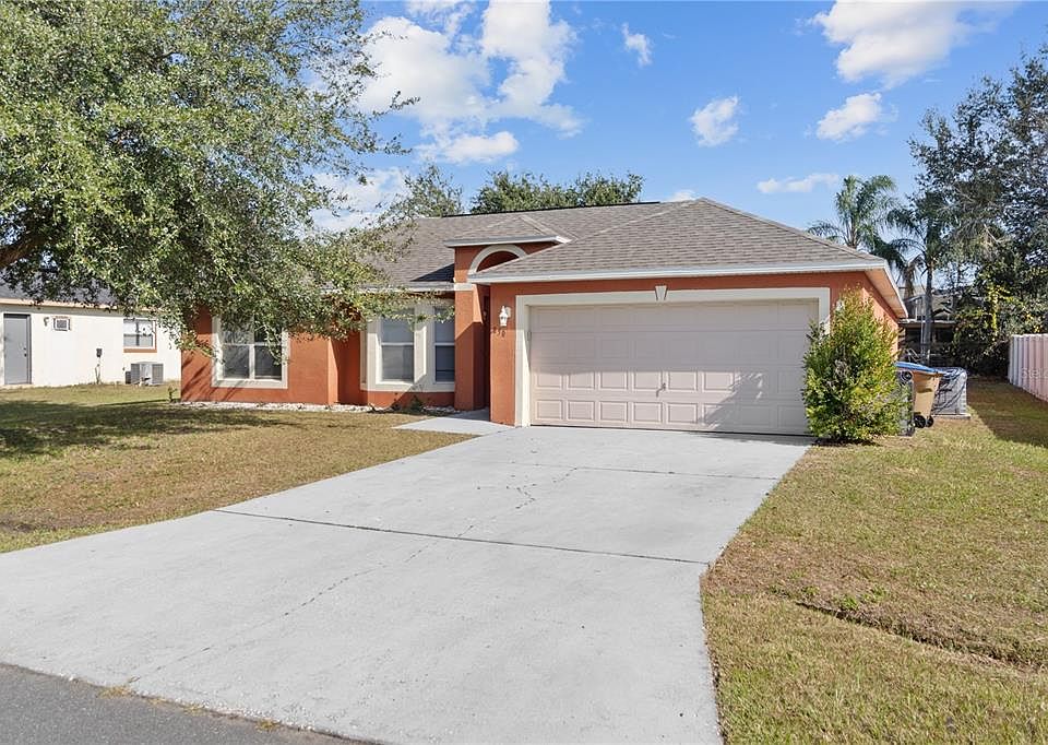 1st image of 850 JARNAC DRIVE