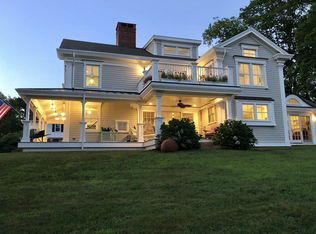 44 Waterside Ln, Clinton, CT 06413