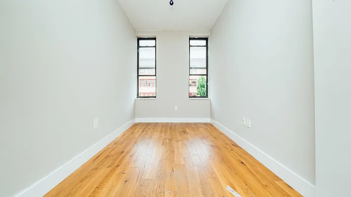 Rented by Nooklyn NYC LLC | media 8