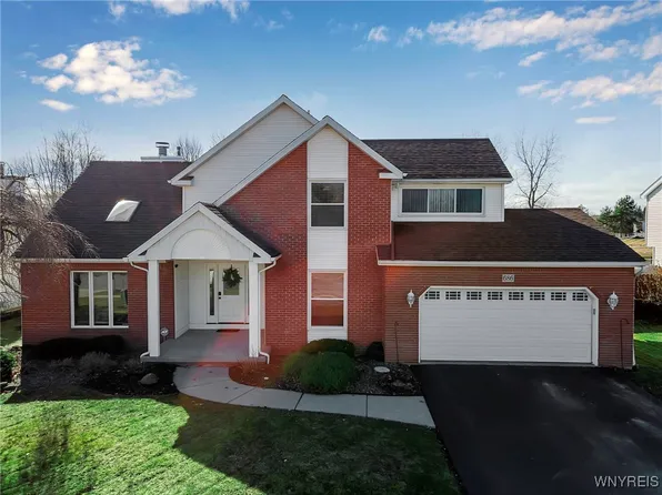 686 Kaymar Dr, Amherst, NY 14228