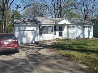 5929 Crescent Ave, Raytown, MO 64133