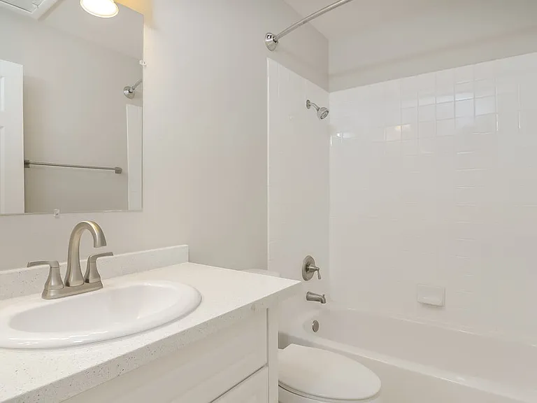 9854 Silver Chaps Ct — Photo 18
