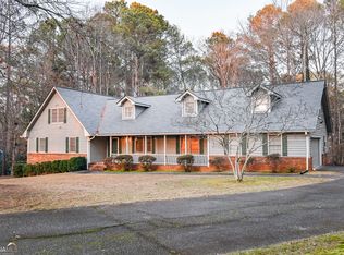 1336 Janmar Rd, Snellville, GA 30078