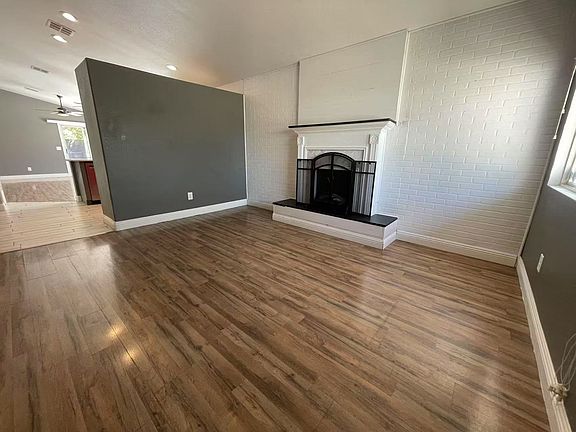 3rd image of 8296 Broward Ln