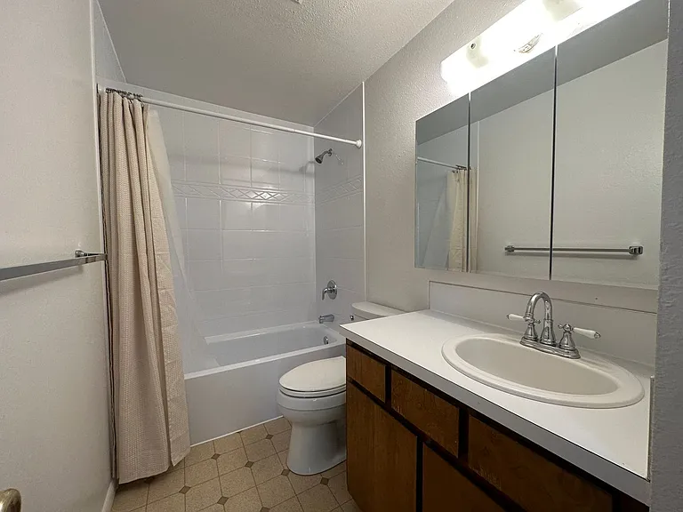 2bed, 1bath, 800 Sq.ft. apartment - Nampa - Near NNU — Photo 7