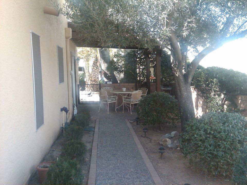 2nd image of 1024 W Camino Asturias