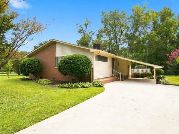 712 Washington Cir, Scottsboro, AL 35768