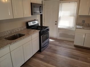 420-422 Pearl Harbor St, Bridgeport, CT 06610