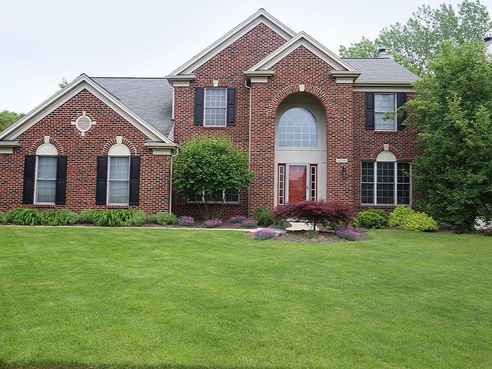 1st image of 1238 Farnsworth Dr SE