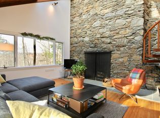 56 Lenox Rd, West Stockbridge, MA 01266