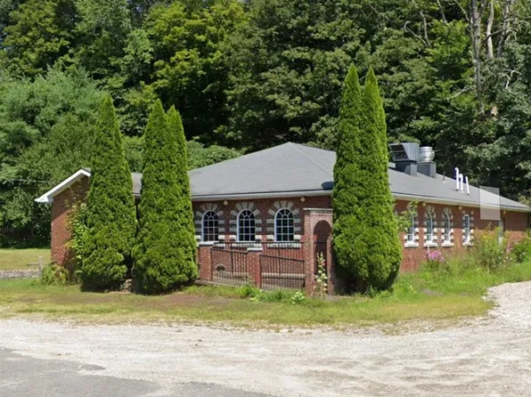 88 S Main St, Sandisfield, MA 01255