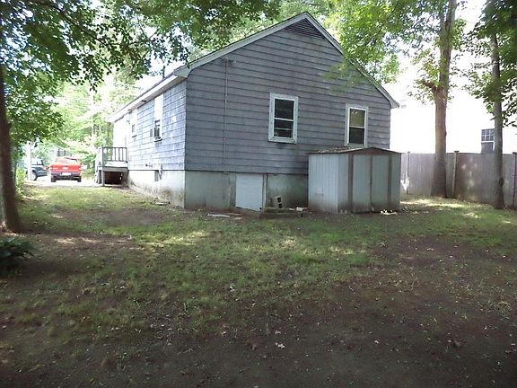 5th image of 42 Bayley St