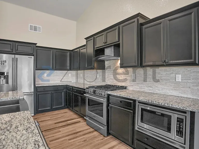433 S Crescent Ln — Photo 12