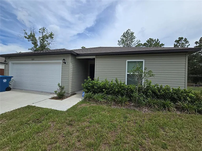 15271 Green Jay Rd — Photo 1