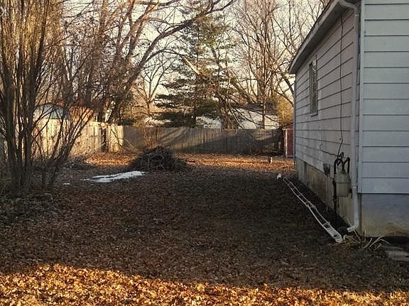 4th image of 3365 Burroughs Ave