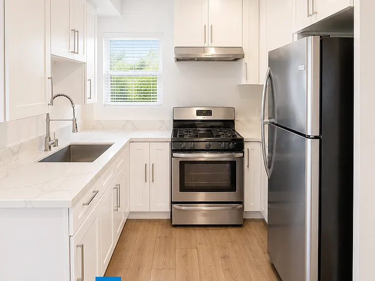 5739 Halbrent Ave #25 — Photo 2