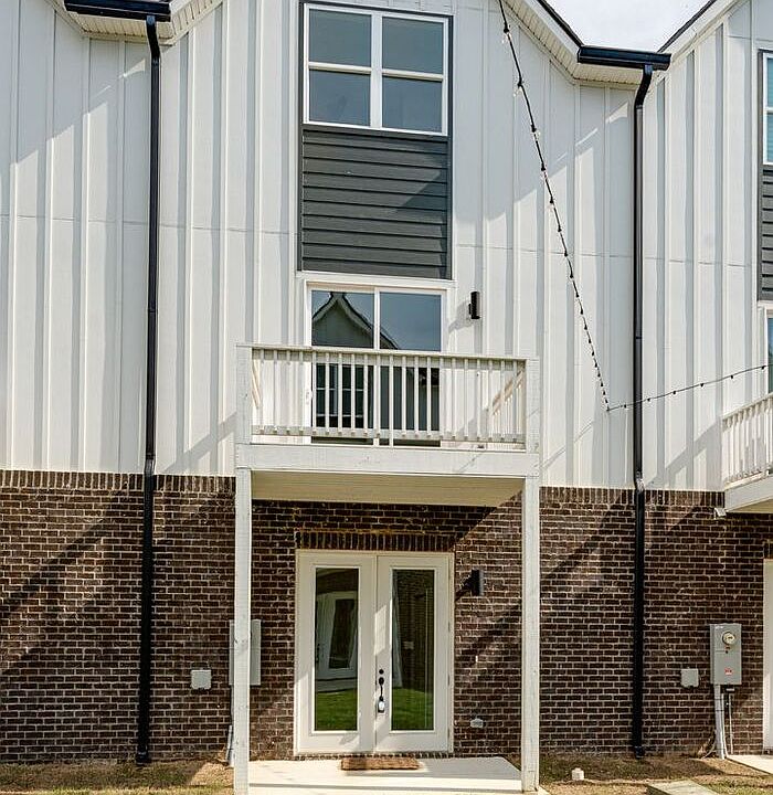 1st image of 5614 Sofias Cir