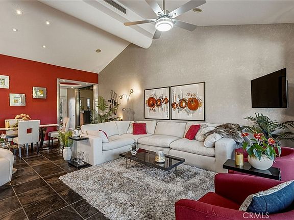 2nd image of 67 Laredo Ln