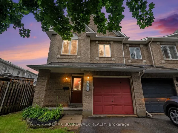 561 Aquaview Dr, Ottawa, ON K4A 4V4