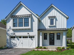 748 Prairie Ave, Barrington, IL
