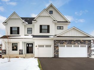 4340 Woodland Cove Pkwy, Minnetrista, MN 55331