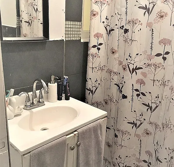 1094 Bedford Ave #2 — Photo 6