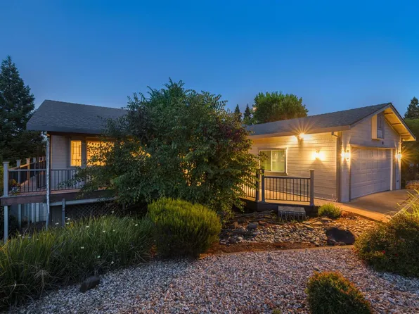3133 Woodleigh Ln, Cameron Park, CA 95682