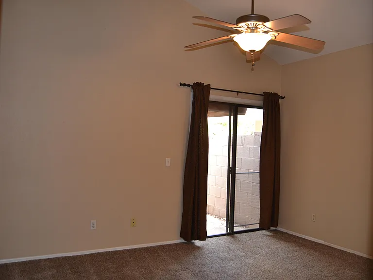 4648 W Harrison St — Photo 27