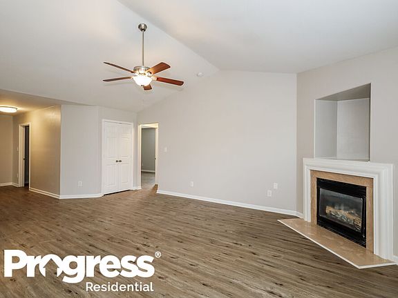 3rd image of 12913 Beddingfield Dr
