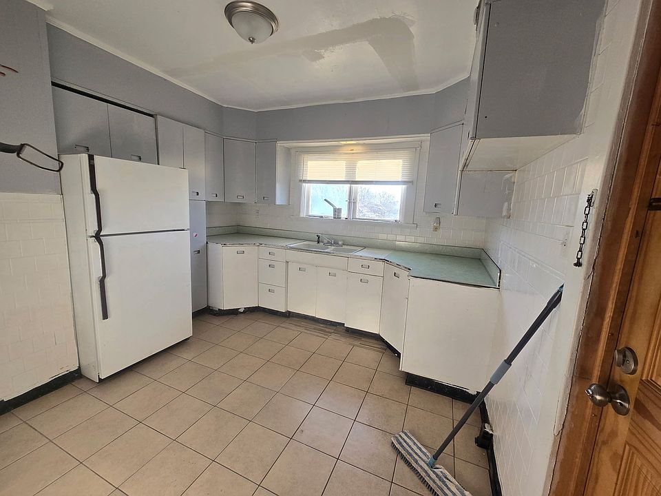 1st image of 1521 Pierce Ave #2