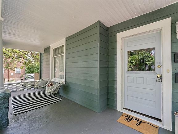 4th image of 3217 Campbell St