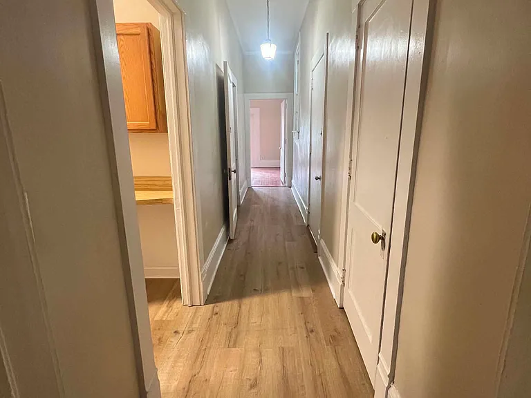 233 College St #3 — Photo 7