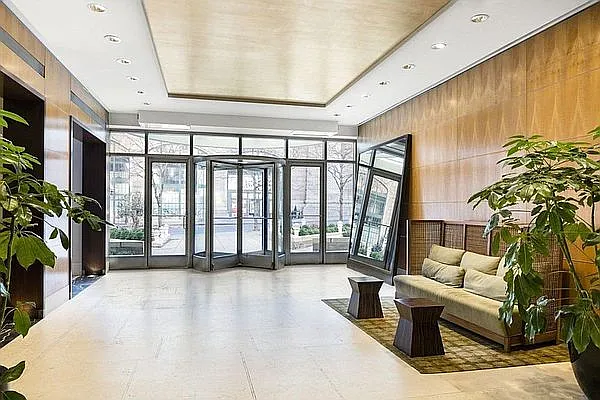 Rented by Park River | media 23