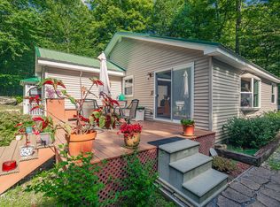 303 N Shore Rd Peck Road, Gloversville, NY 12078