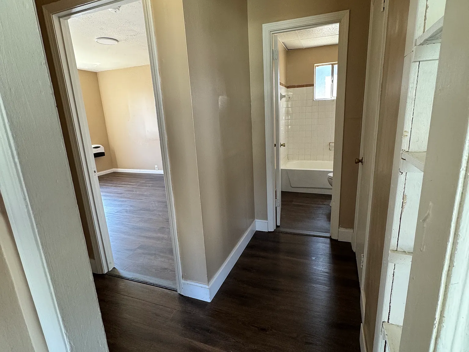 2 bed, 700 sqft, $700 — Photo 3
