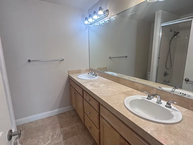 7124 Farralone Ave #107 — Photo 12