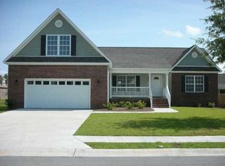 210 Bishopsgate, Jacksonville, NC 28540