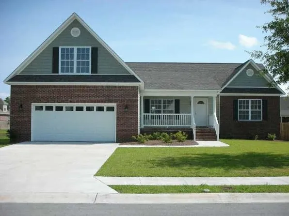 210 Bishopsgate, Jacksonville, NC 28540