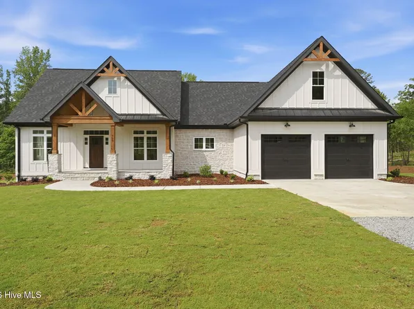 910 Niagara Carthage Road, Carthage, NC 28327