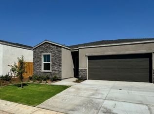 2826 N Noah Ln, Fresno, CA