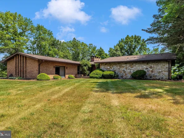 3791 Diehl Rd, Taneytown, MD 21787