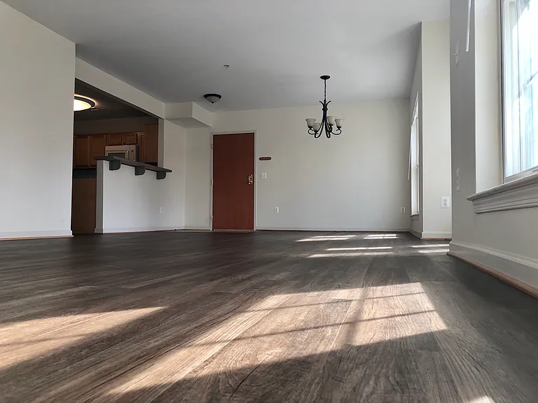 Dunn Loring Metro Apartments — Photo 29