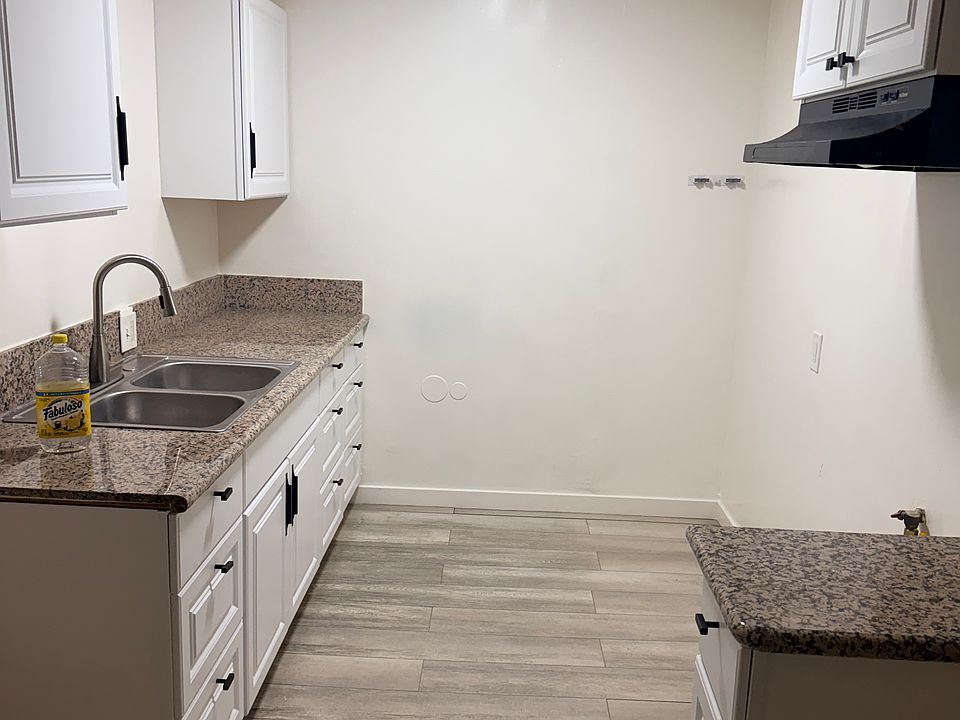 1st image of 2750 S Mansfield Ave APT 1