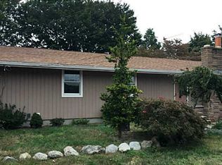 116 Mirick Ave, Cranston, RI 02920